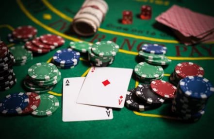 Tampilan grafik permainan slot online di omega89 dengan tema modern dan warna cerah